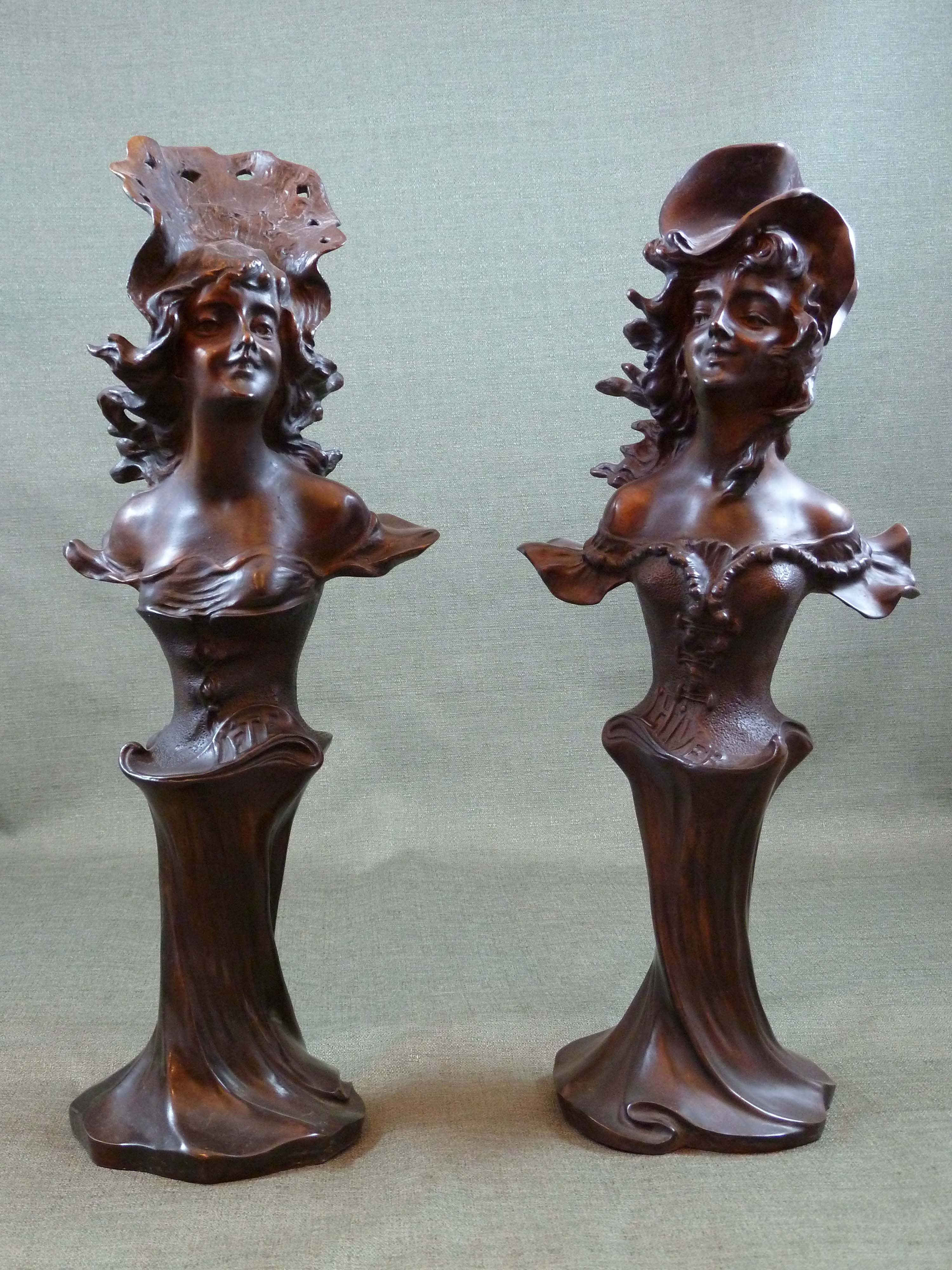 FC1032 Pair French Busts