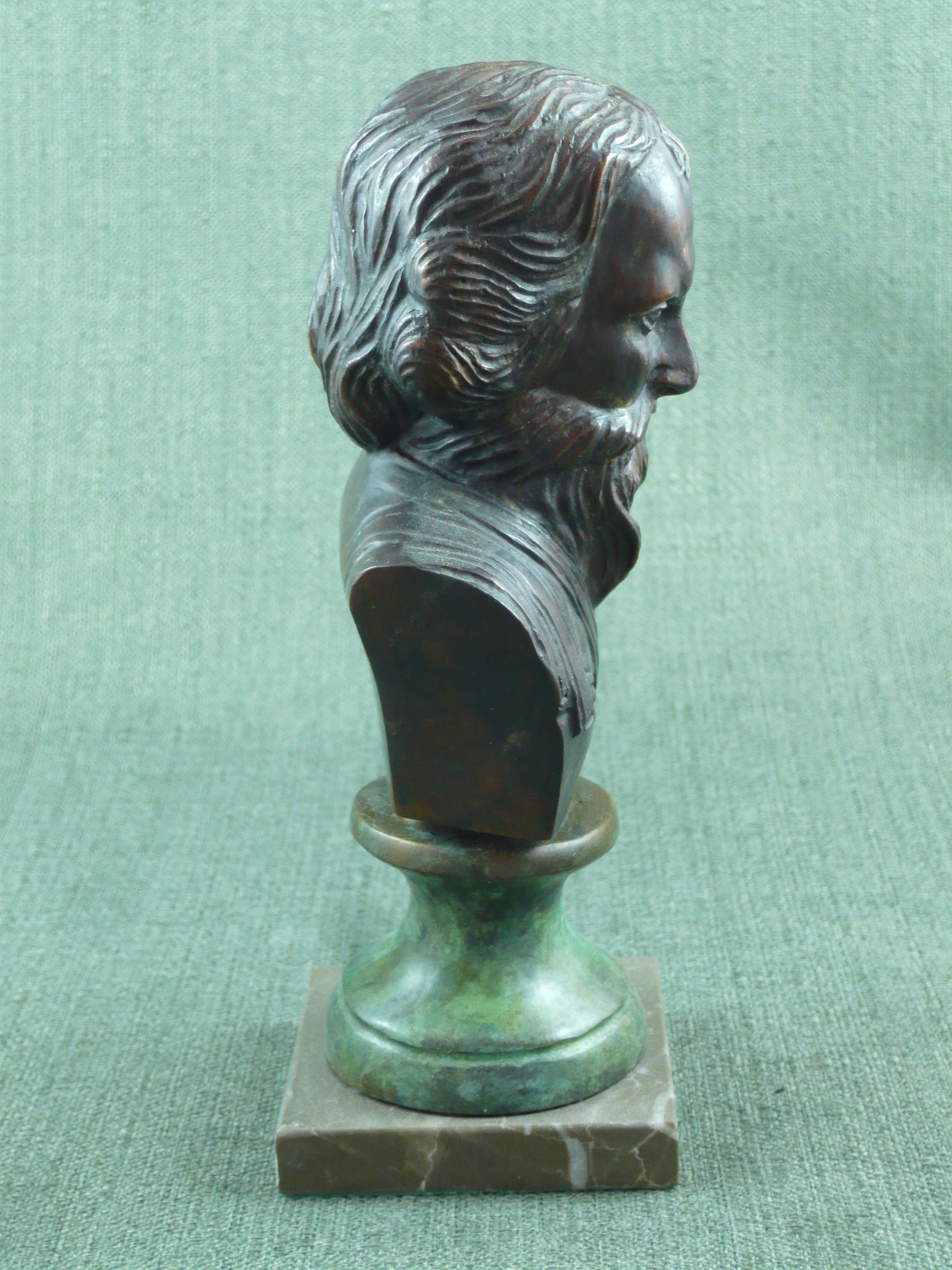 FC1104C Bust Archimedes R