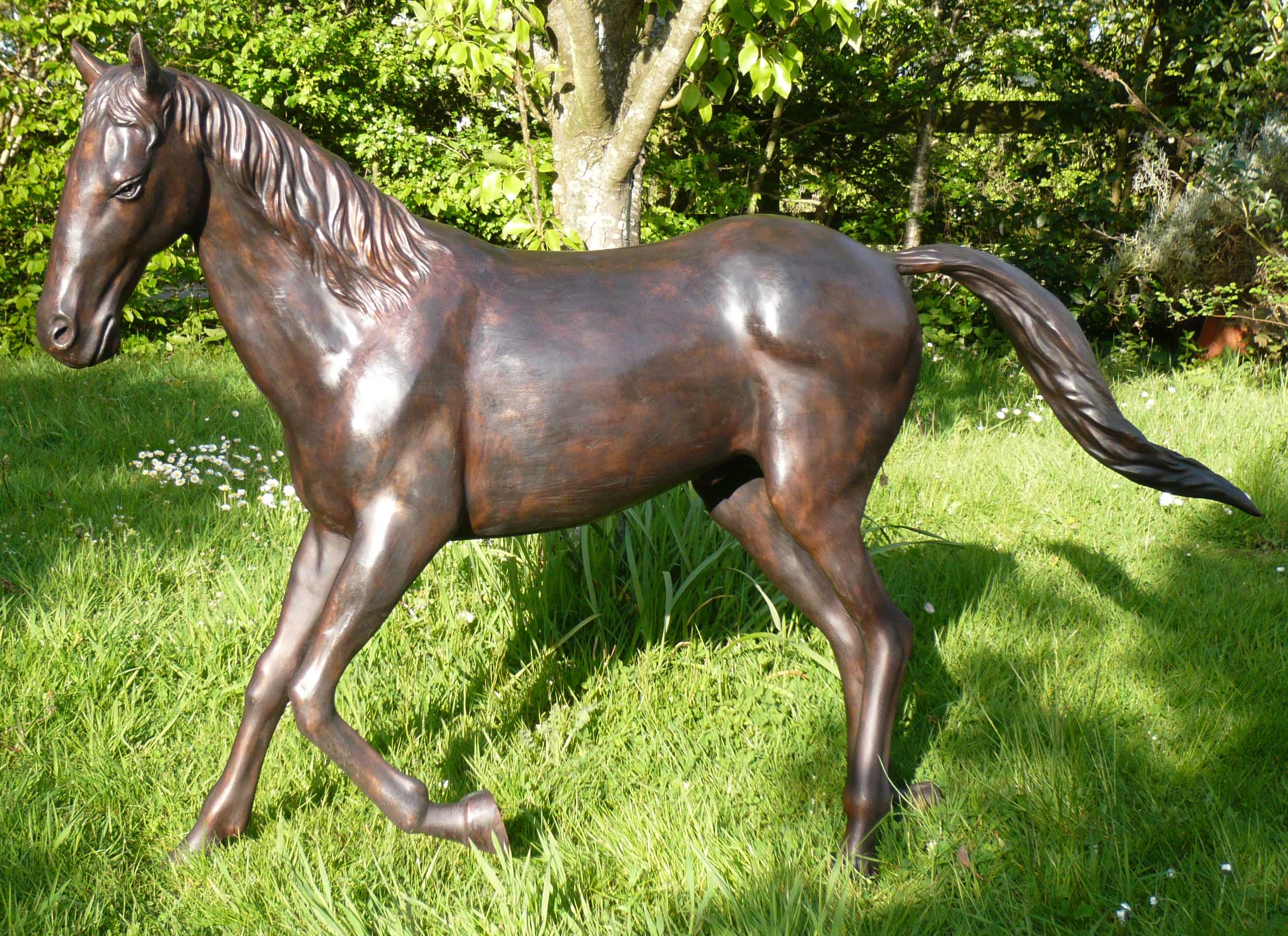 FC1117L Trotting Horse