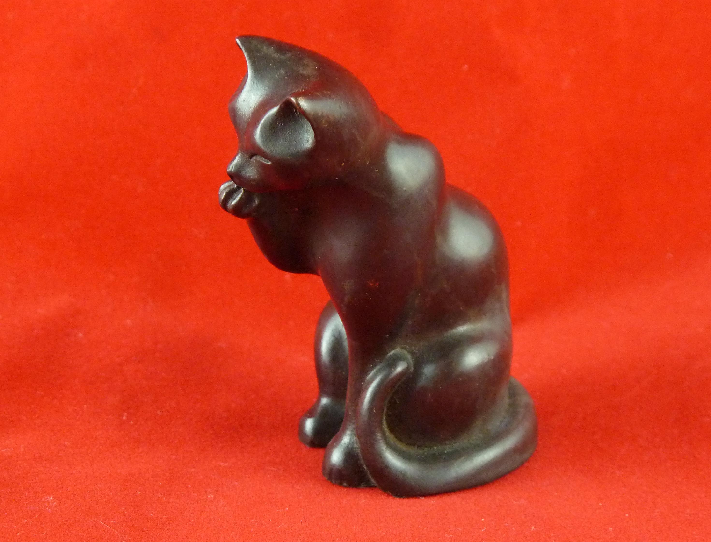 FC1208 Mini Art Deco Cat L