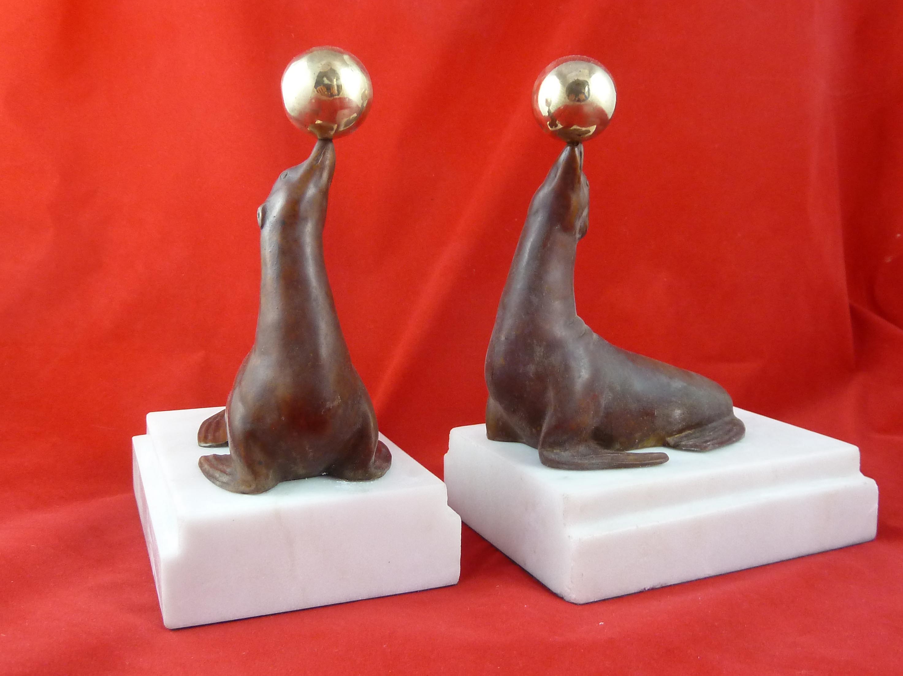 FC1173 Seal Bookends